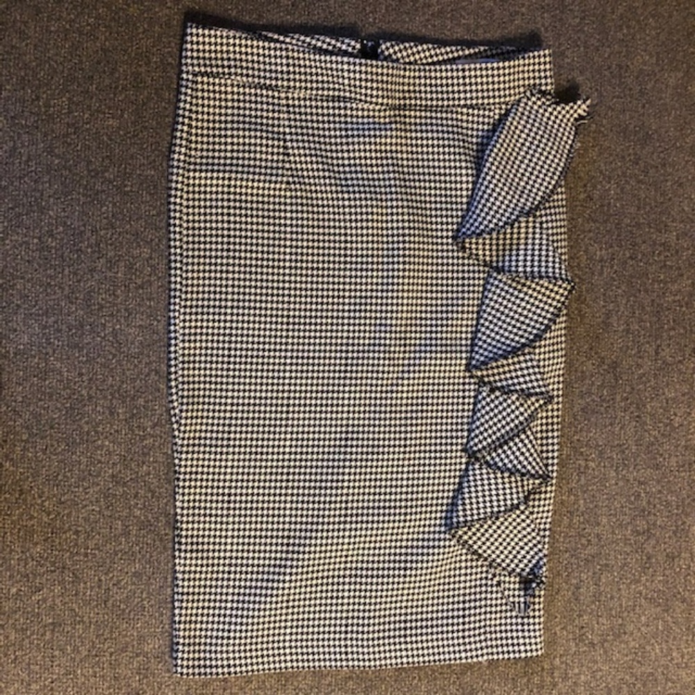 Black & White Plaid Pencil Skirt